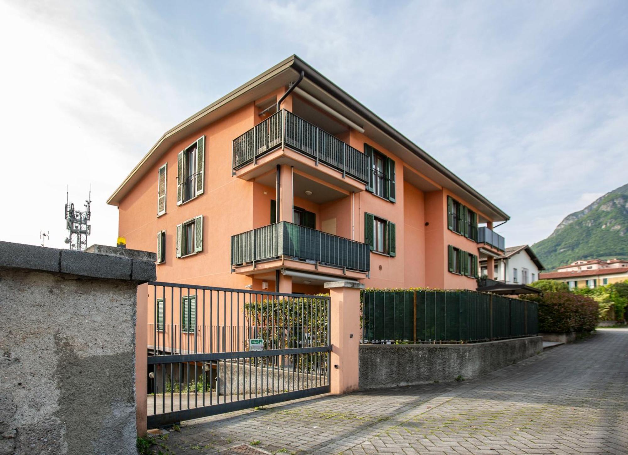 Como Lake - Lakeside Bliss Mandello del Lario Extérieur photo